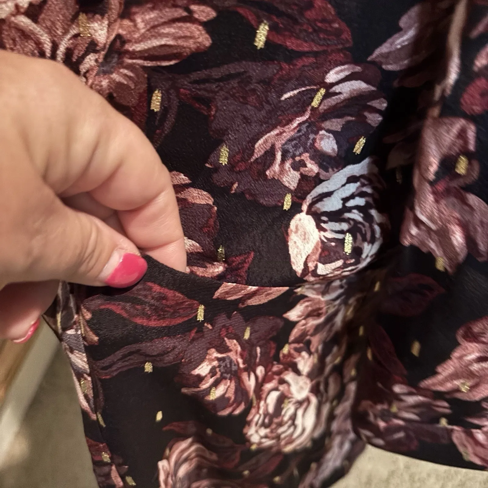 Garnet Hill Dress Women 12 Black Moody Floral Pockets Knee Length‎ Boho Artsy - Image 4