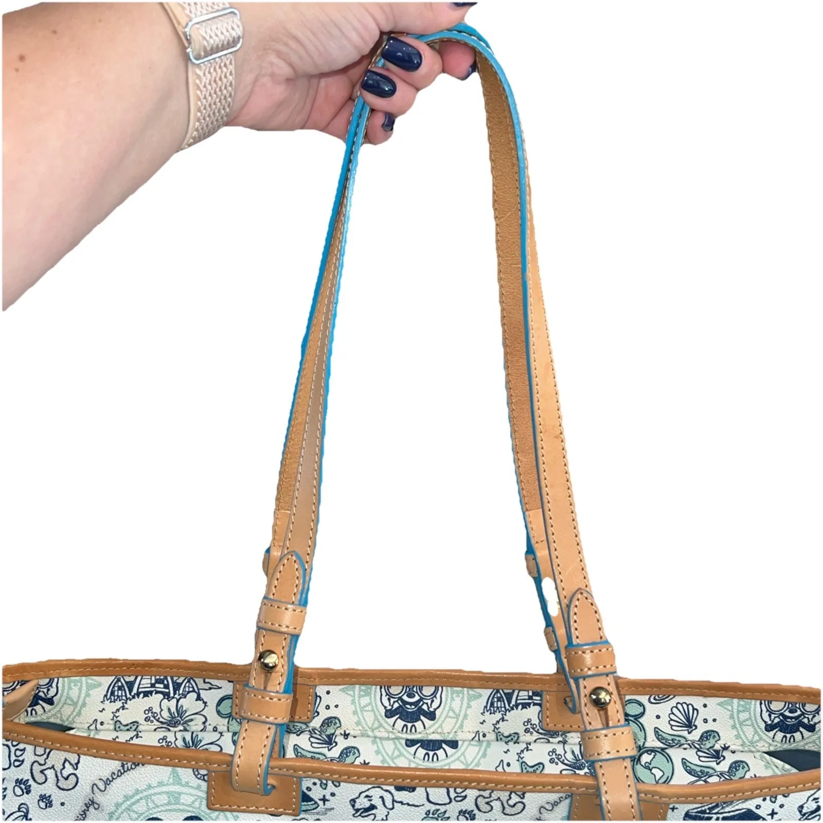 Dooney and Bourke Disney Vacation‎ Club 25th Anniversary Shopper Tote Bag DVC - Image 5