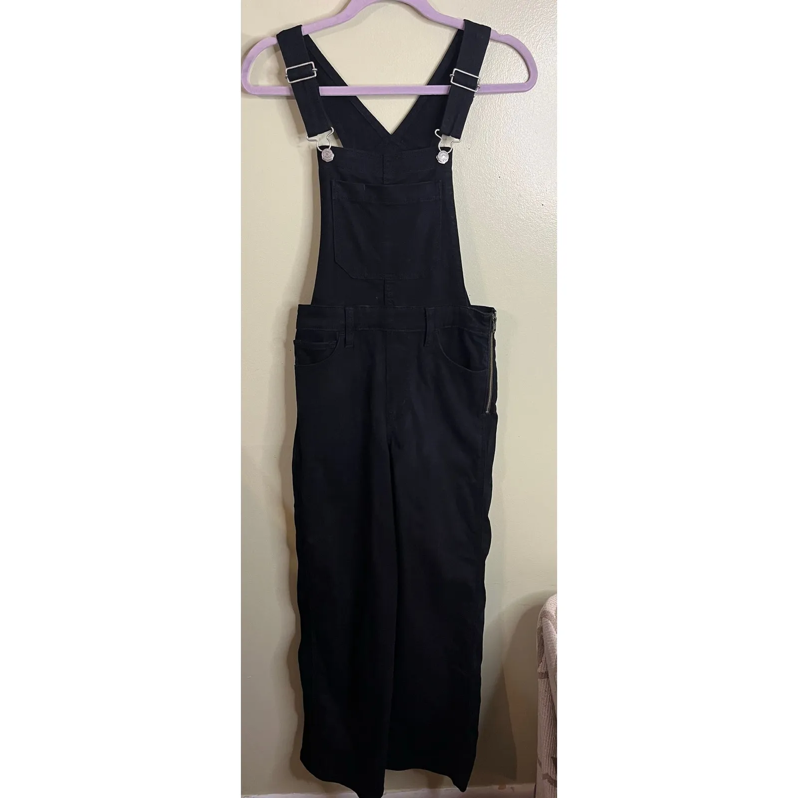 Levi's Premium Black HIGH LOOSE OVERALLS, size 25, MSRP $128, Pc9 - Image 3