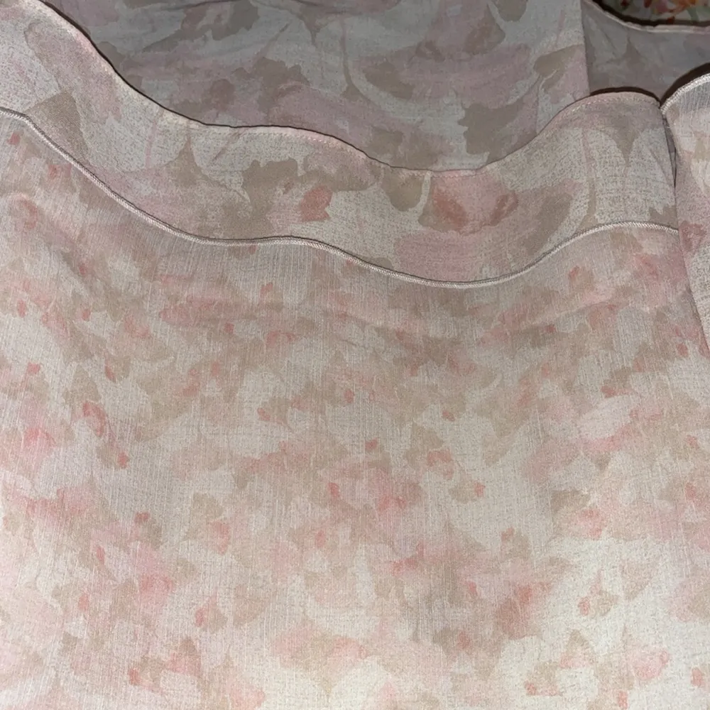 H by Halston  V-Neck Double Layer Flounce Top - Image 7