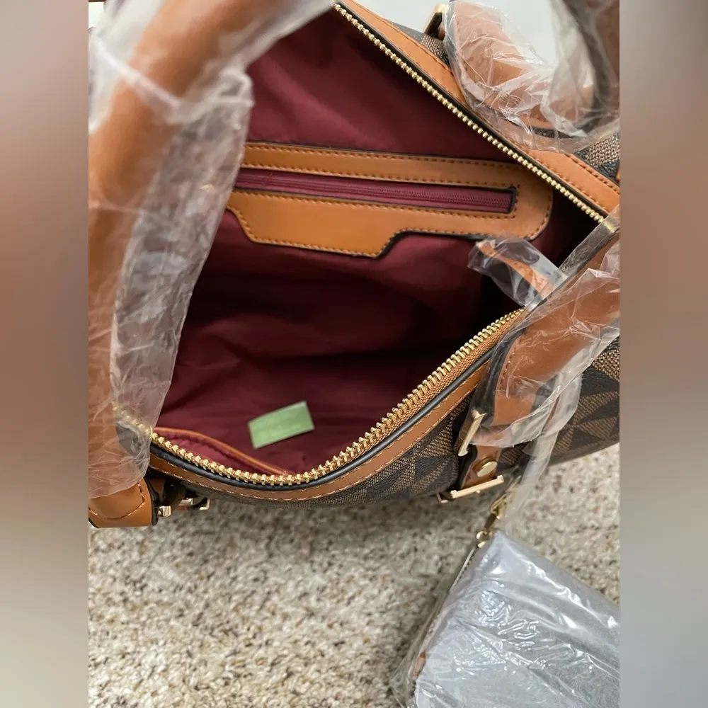 Vegan Leather Brown Handbag With Wallet - Image 4