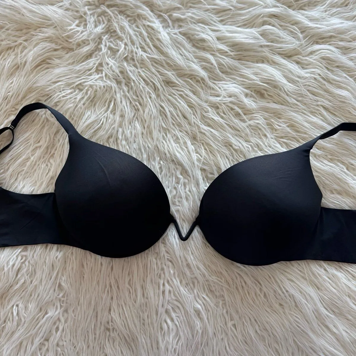SKIMS  Ultimate Deep V Push Up Bra Onyx Size 36DDD - Image 6