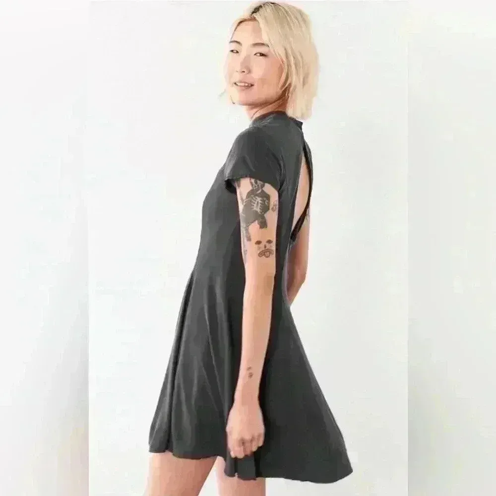 Silence & Noise Silence + Noise Violetta Cupro‎ Mock Neck Mini Dress Size S - Image 2