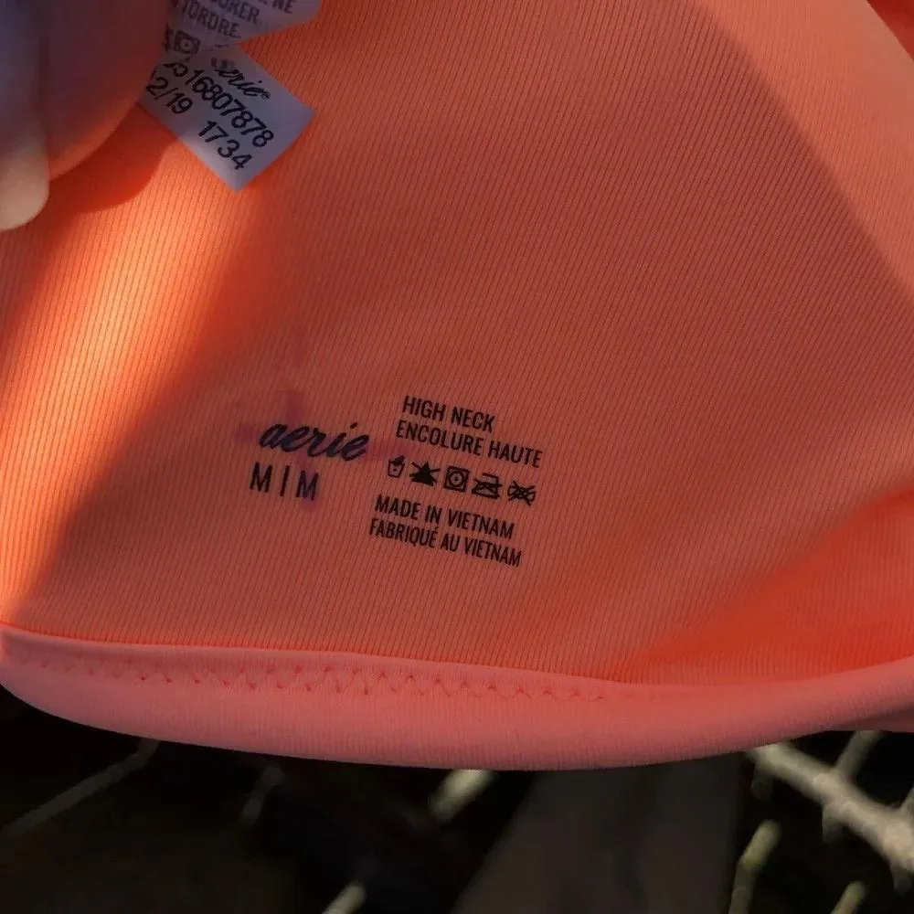 NWOT AERIE HALTER BIKINI TOP - Image 3
