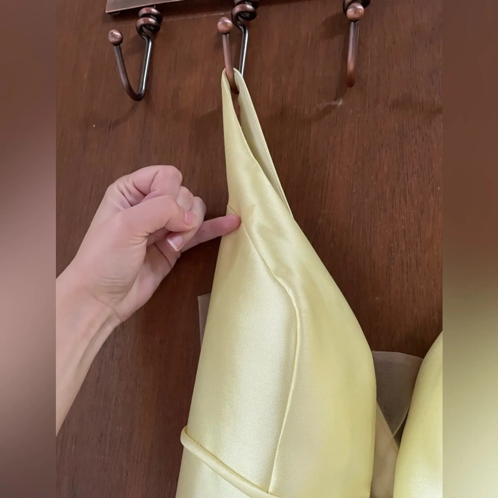 La femme plunge ballgown in pale yellow - Image 10