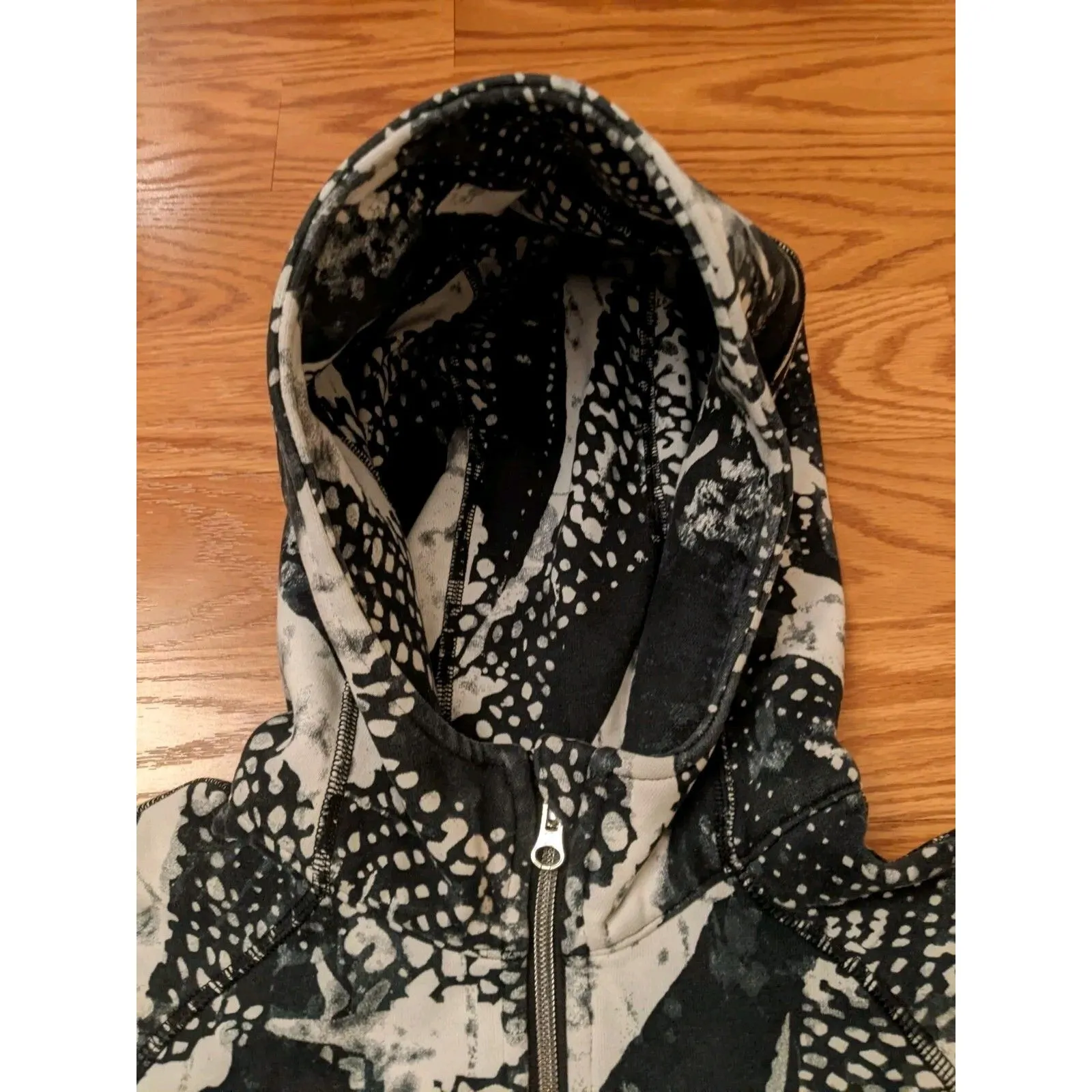 Lululemon Scuba Hoodie Zip Up Women's Sz 6 Activewear Sportswear Gym Workout - Image 8