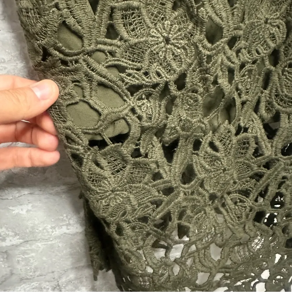 Style Stalker Women’s Thalia Dress Elegant Crocheted NWT Size Medium (Olive) - Image 6