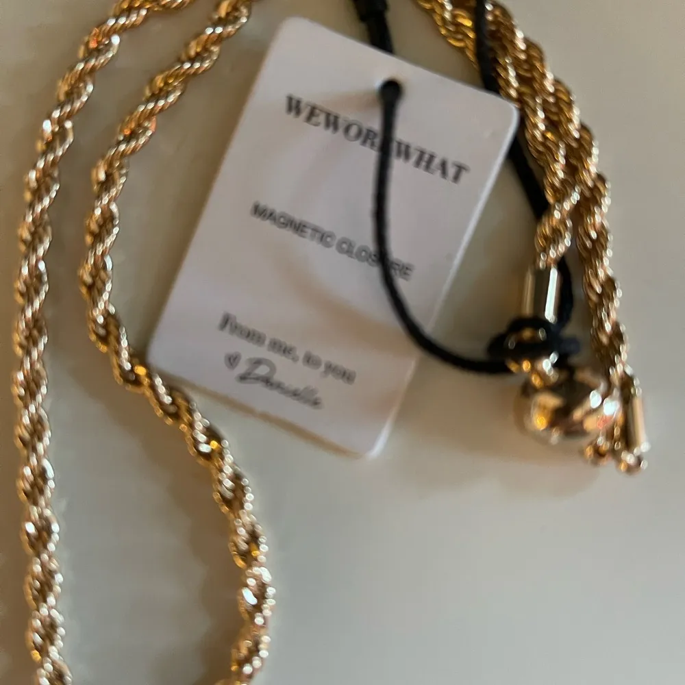 We Wore What NWT  Necklace - Image 4