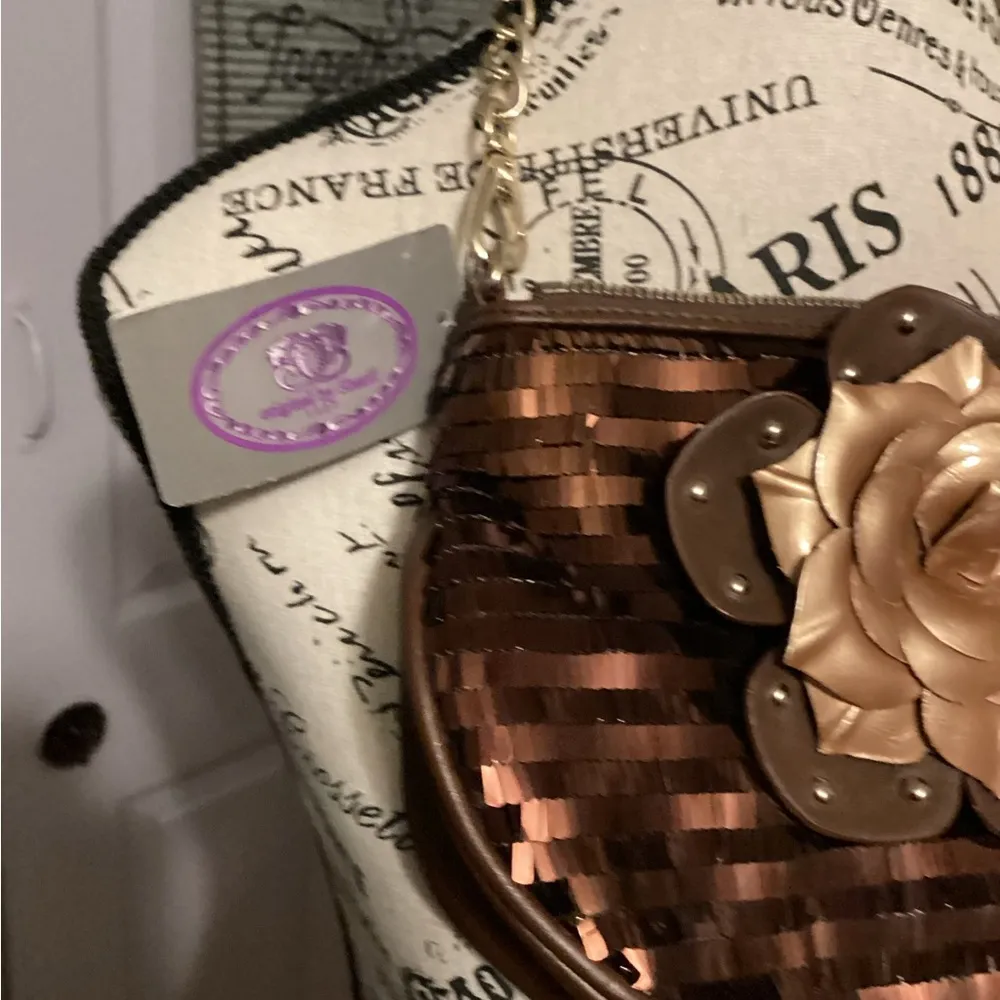 Sharif sequent clutch bag with chain Brown - Image 4