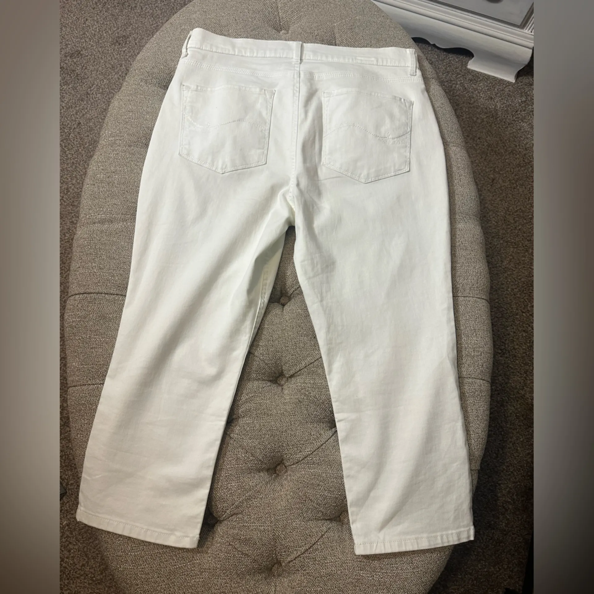 Lee‎ Easy Fit Cropped Jeans - Image 3