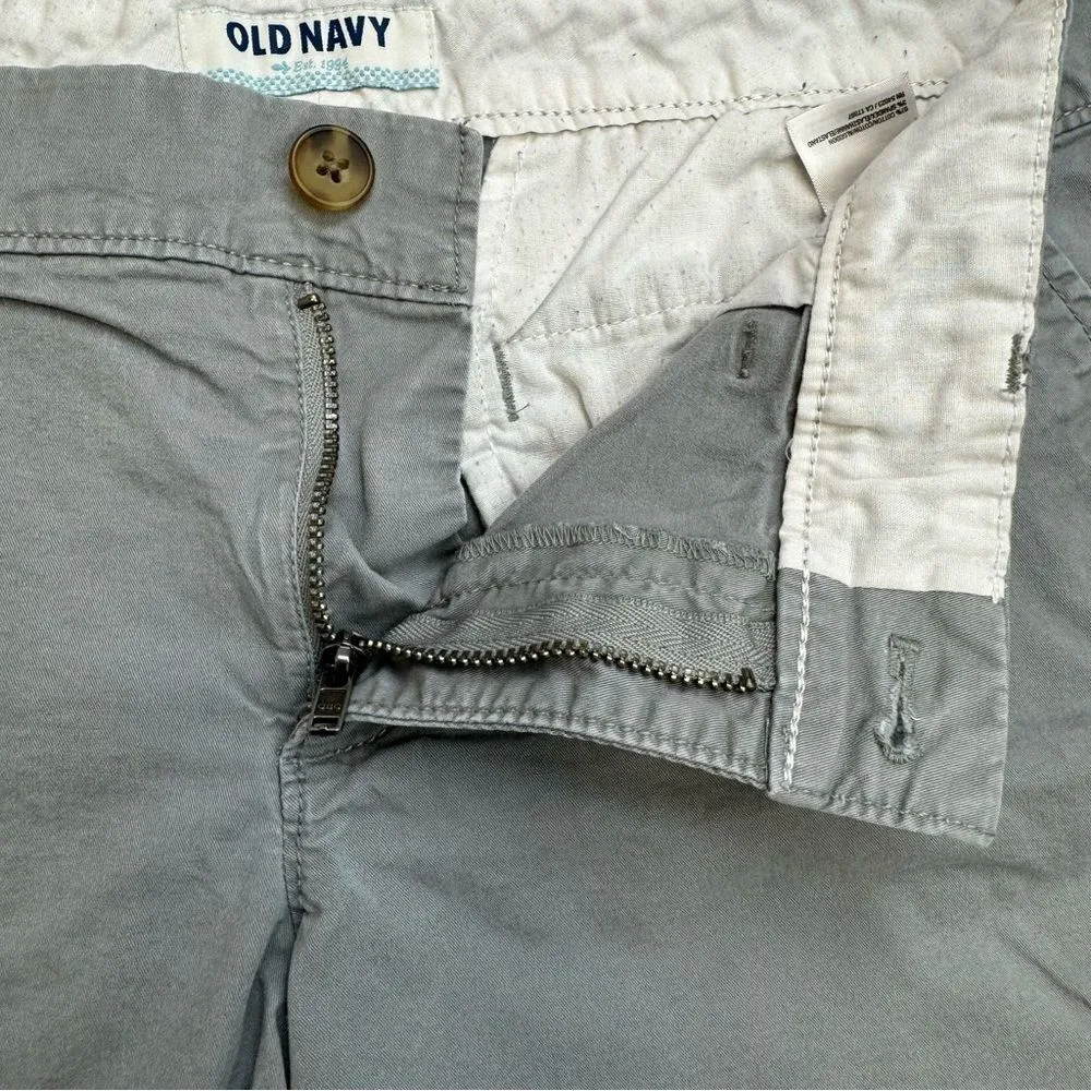 Old Navy Womens Grey Gray Casual Chino Khaki Shorts 4 Summer Flat Front Mid Rise - Image 4