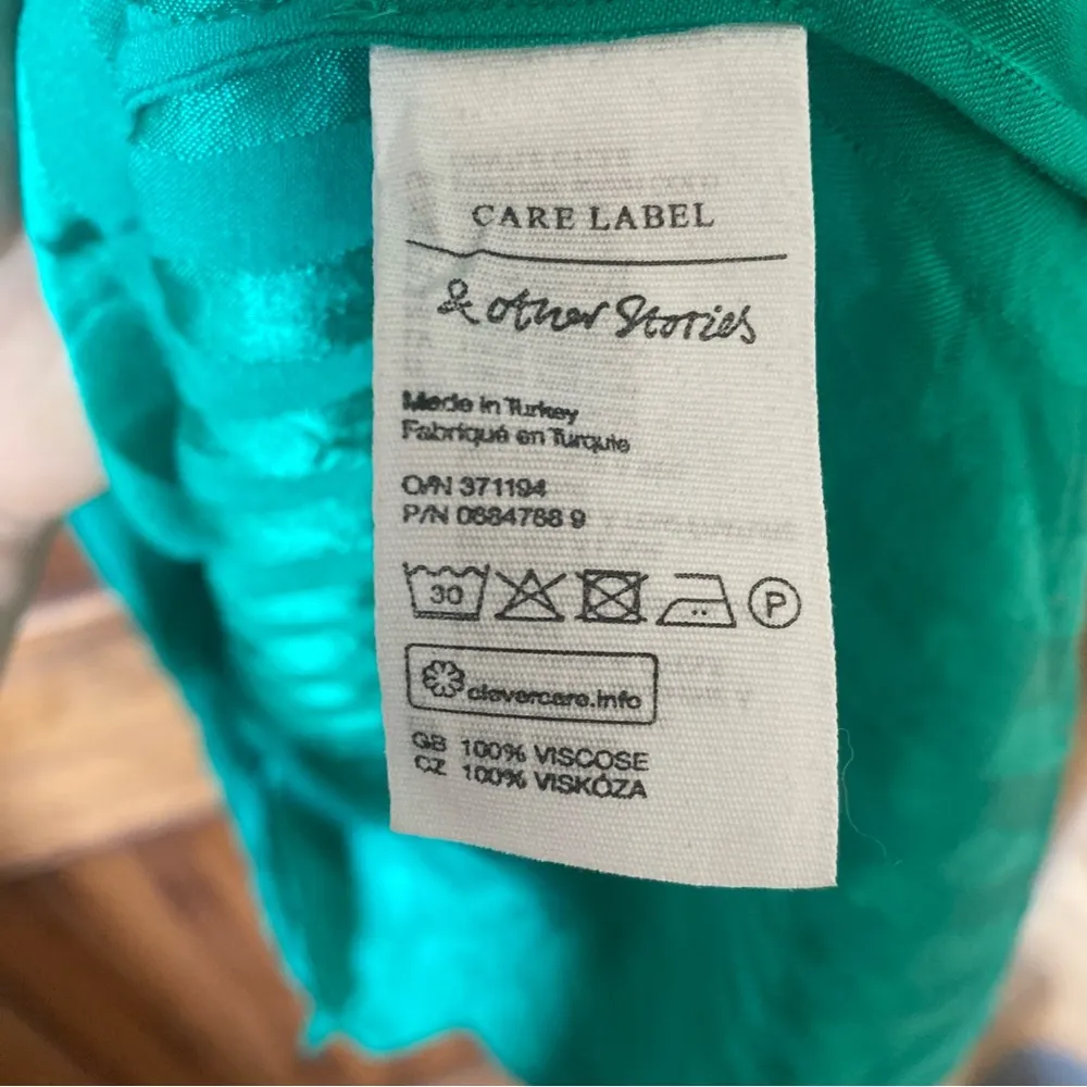 & Other Stories Paris Atelier Twist Knot Green Striped Long Sleeve Midi Dress - Image 9