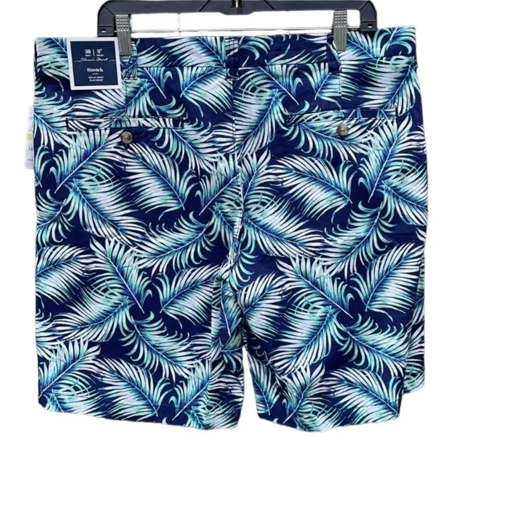 Club room shorts waist 40”, inseam and 9 1/2” Blue Size 30W - Image 2