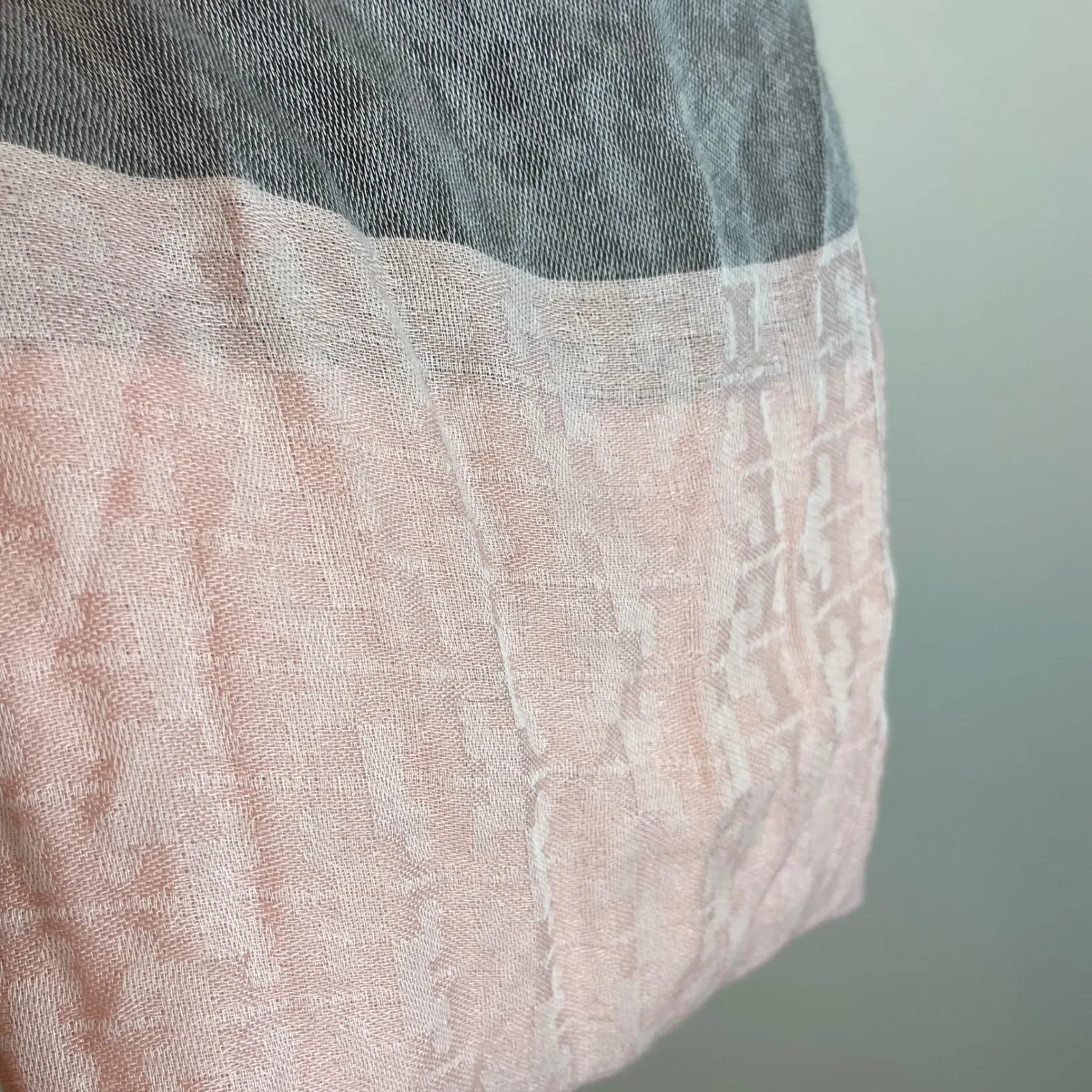 Tory Burch‎ Striped Scarf Viscose Cotton Blend Cream Pink Gray Made in Italy - Image 5