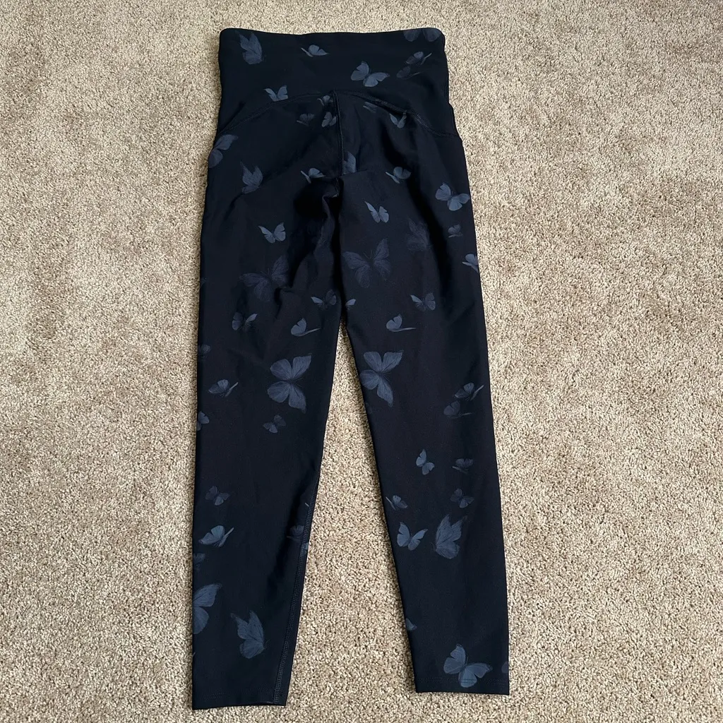 Spanx‎ Butterfly Print Booty Boost 7/8 Leggings - Image 7