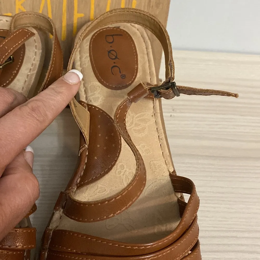 B.o.c Born concept brown strappy comfort sandals size 9 - Image 4