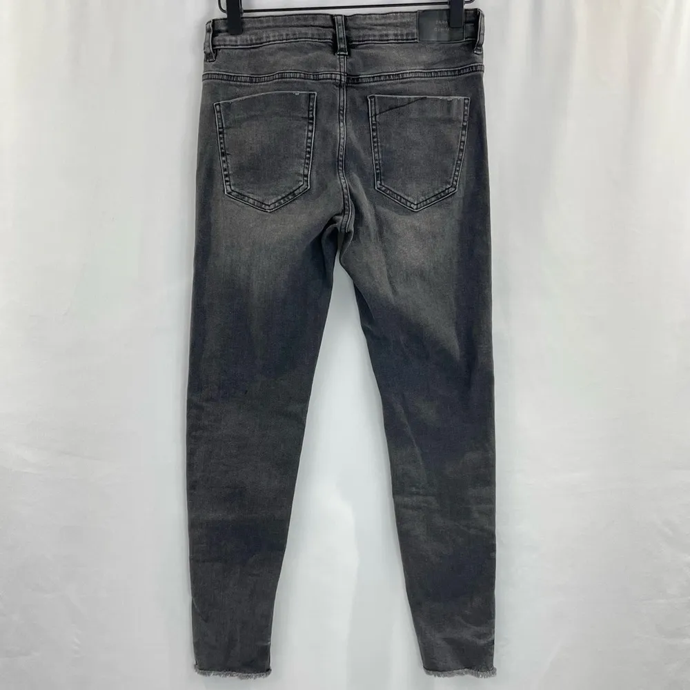 Raw Hem Distressed Denim Skinny Jeans Grey Size 4 - Image 8