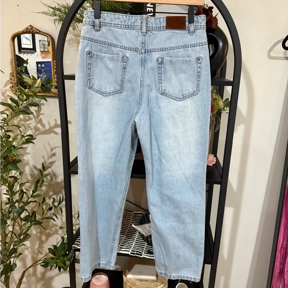 Roxy  Light Blue Straight Leg Jeans size 28 - Image 6
