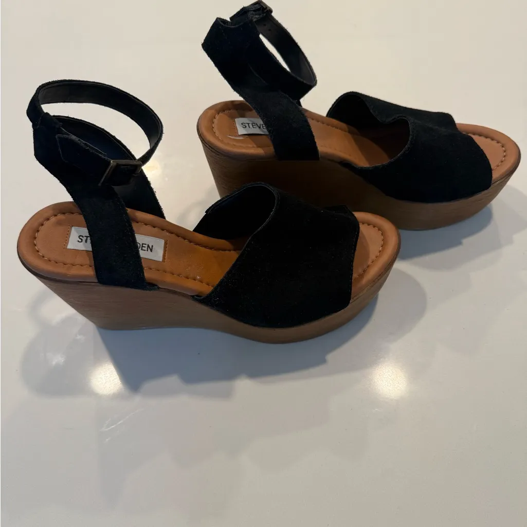 Steve Madden  Black Wedge Sandals - Image 3