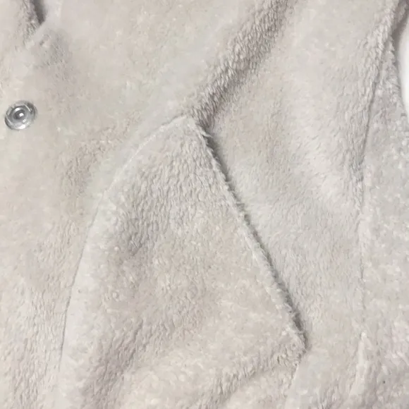 CAbi Super Soft Alpine Hooded Coat Size Medium - Image 7