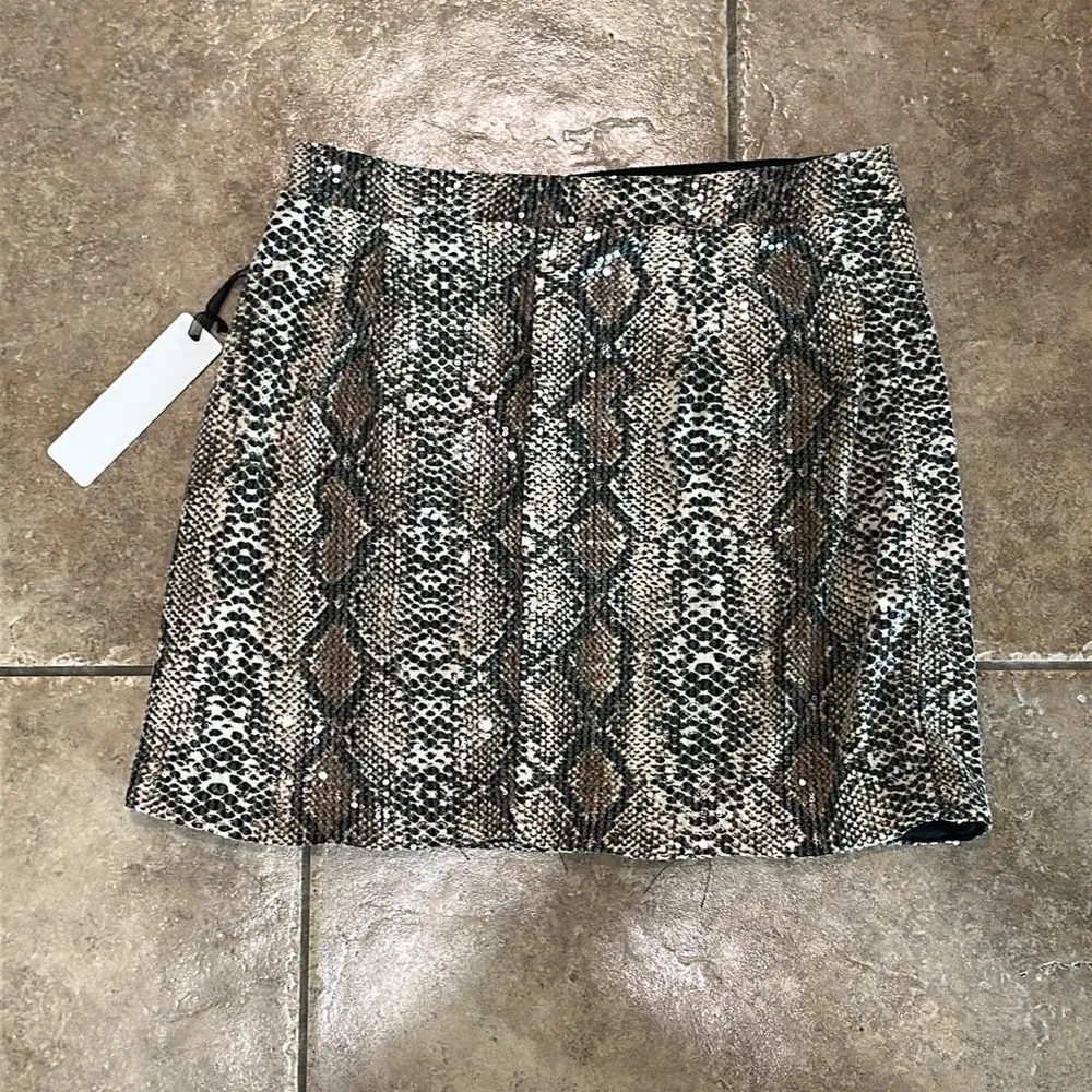 NWT Sequin Animal Print Skirt with front split - Image 5