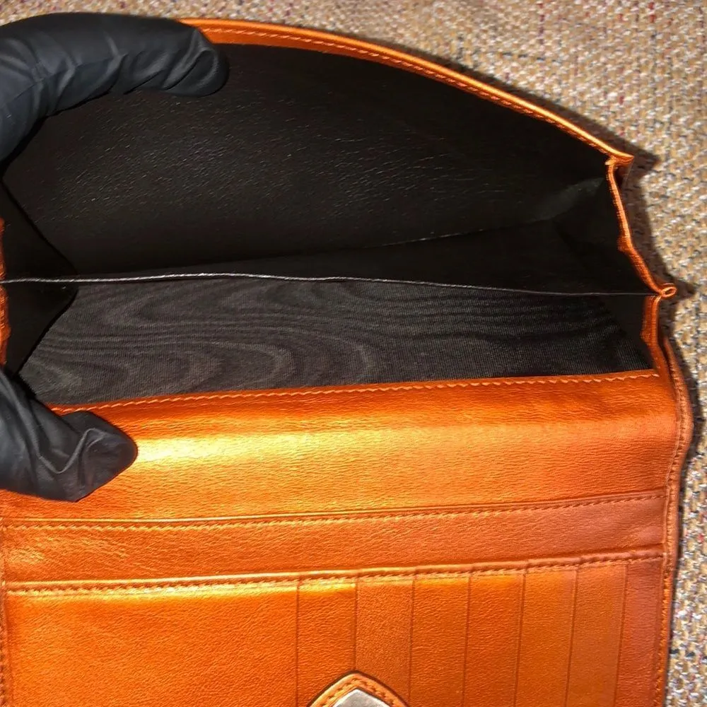 GUCCI GG Monogram Canvas & Leather Heart Clasp Full Length Continental Wallet - Image 9