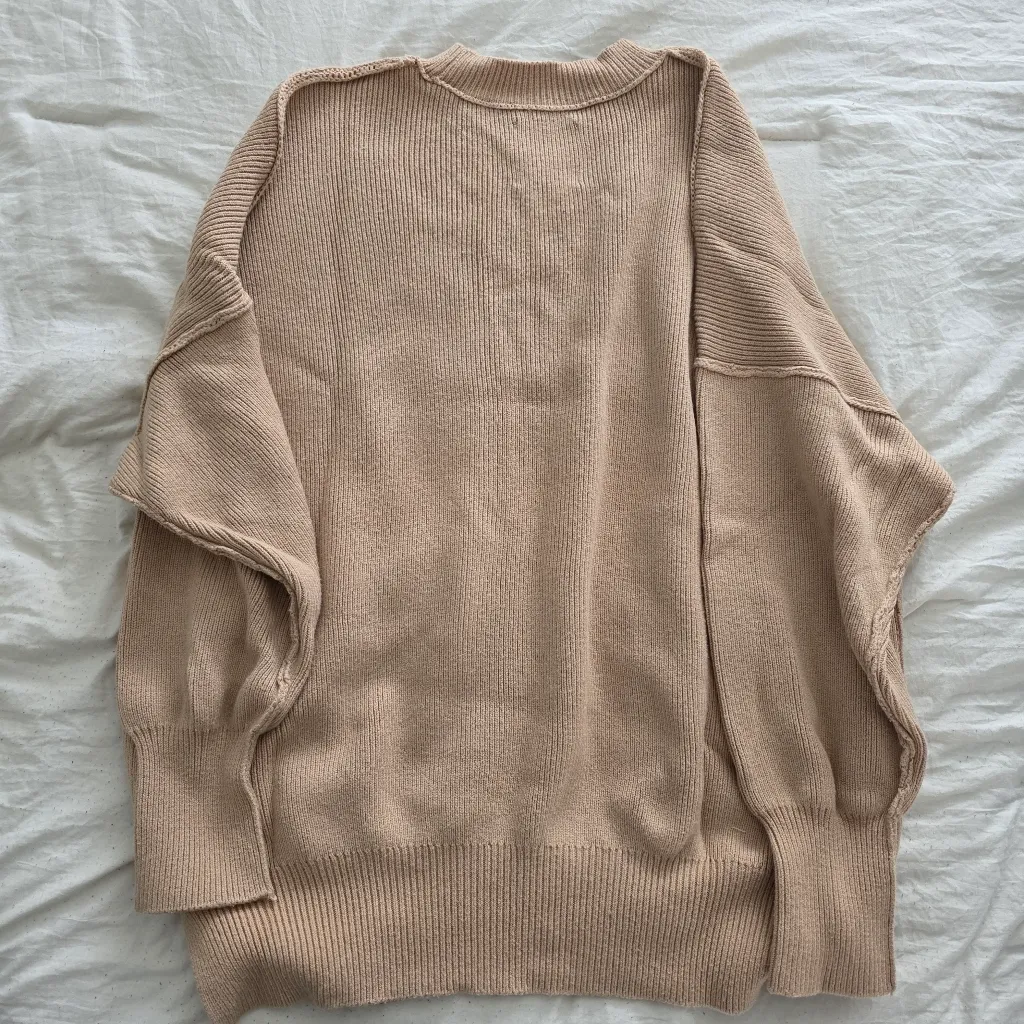 Abercrombie Knit Caramel Sweater L - Image 4