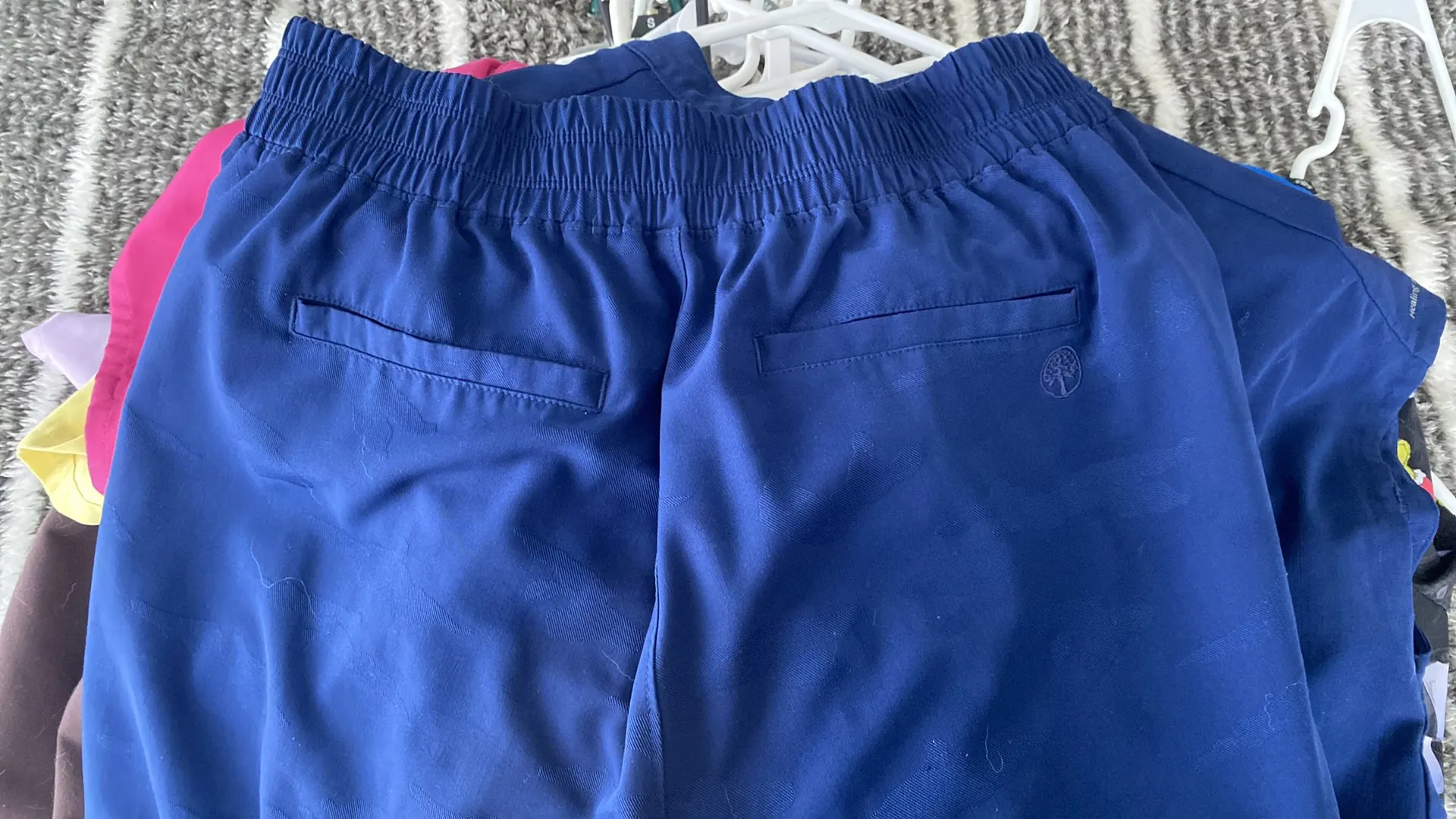 Healing Hands Scrubs - Image 5