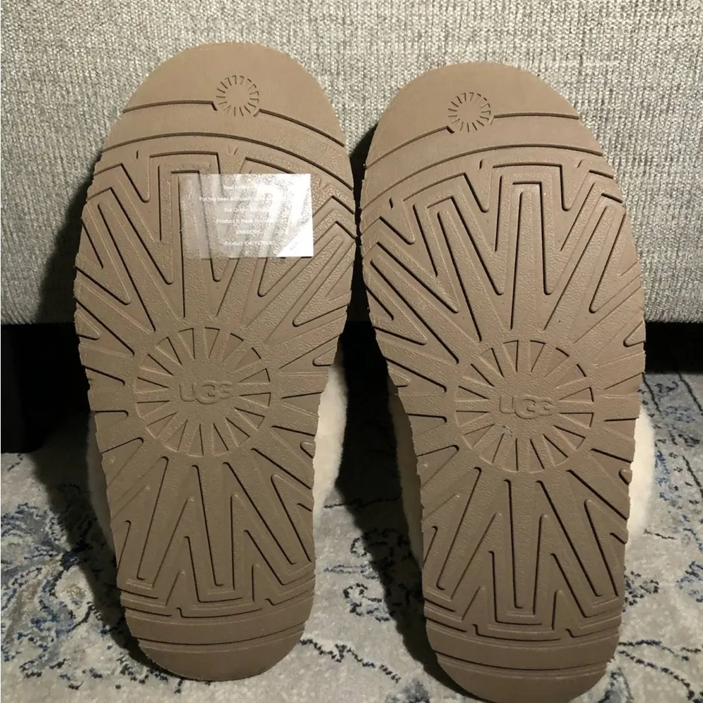 UGG  Disquette Platform Slipper - Image 9