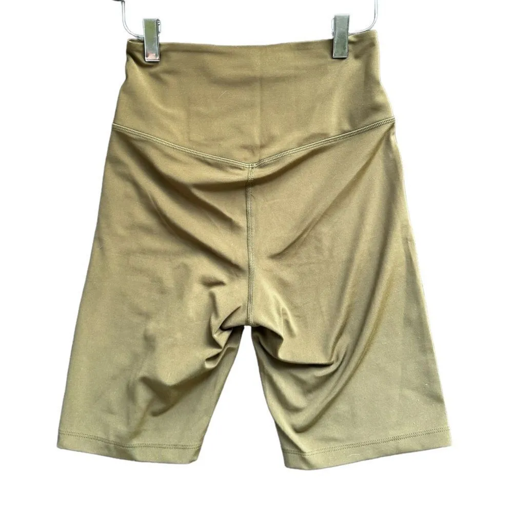 Girlfriend Collective high-waisted bike shorts in khaki green XS - Image 4