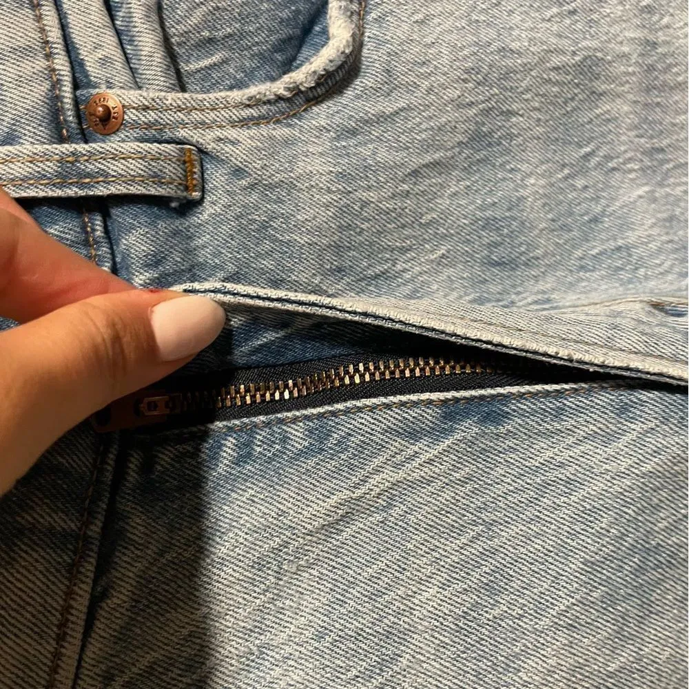 Abercrombie & Fitch 90’s Straight Ultra High Rise Distressed Jeans Size 2 (26)S - Image 5