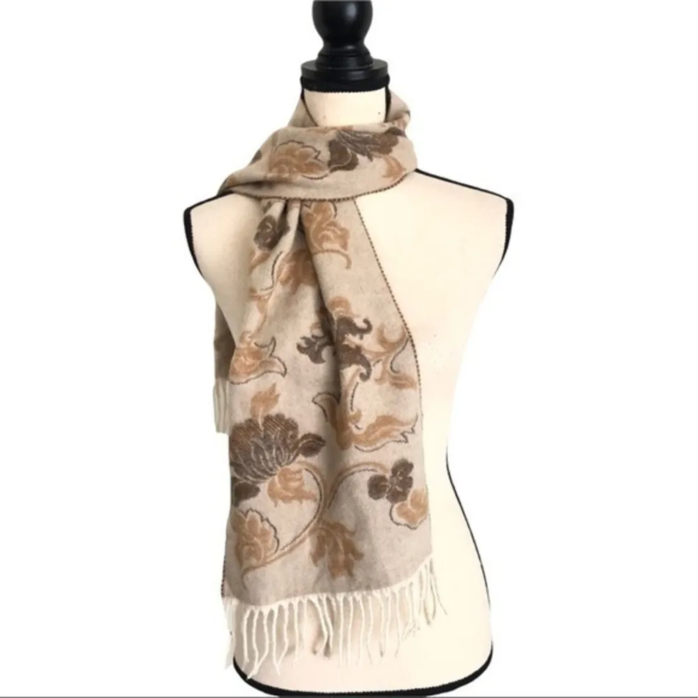 V.FRAAS Floral Cashmink Wrap Scarf With Fringe Made In Germany - Image 3