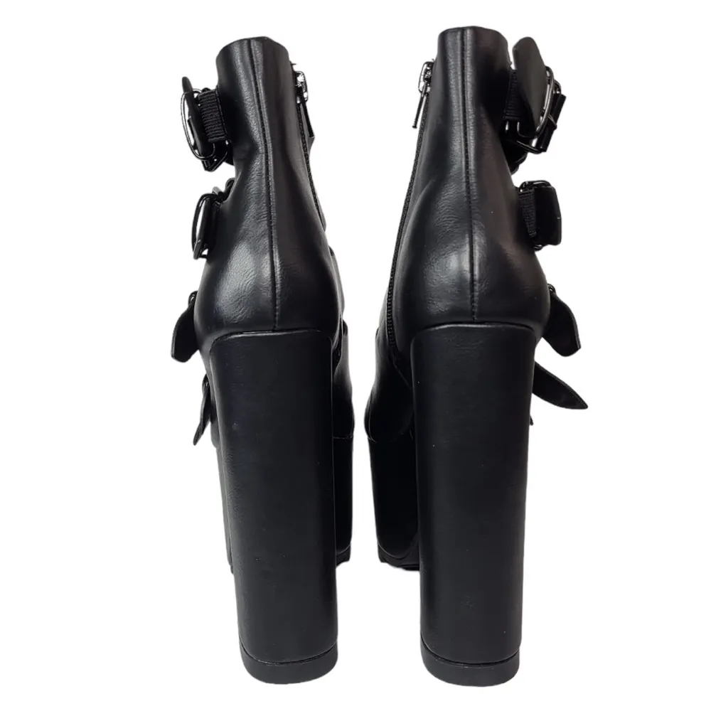 Y.R.U. Dreamscape Skull Buckles Platform Heels in Black Size 6 - Image 9