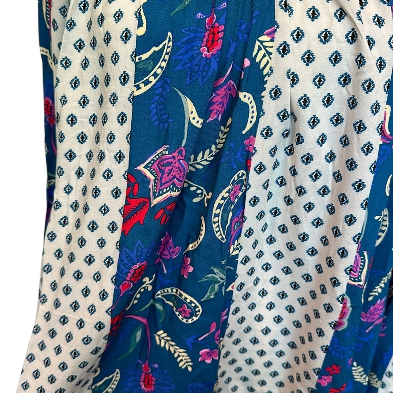 ANDREE BY UNIT Mixed Paisley Print Tie Back Blouse - Image 5