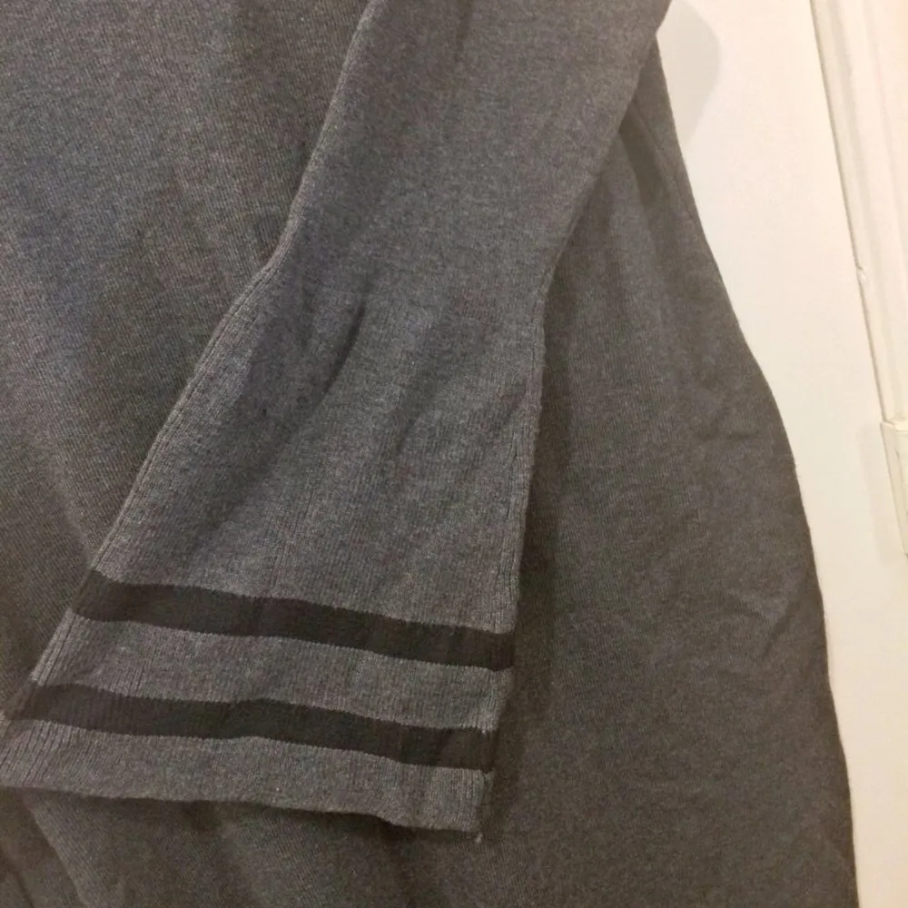 Tommy Hilfiger XL stretch long peplum sleeve knee length buttoned sweater dress - Image 4