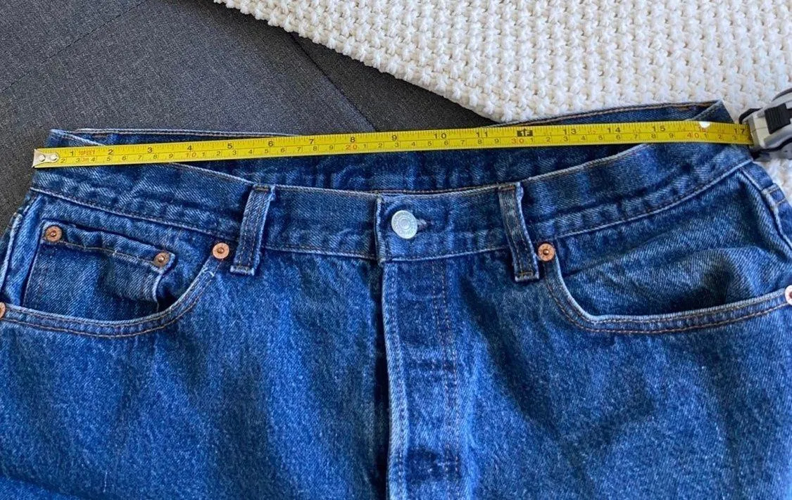 High Waisted Vintage Jean Shorts Size 12 - Image 4