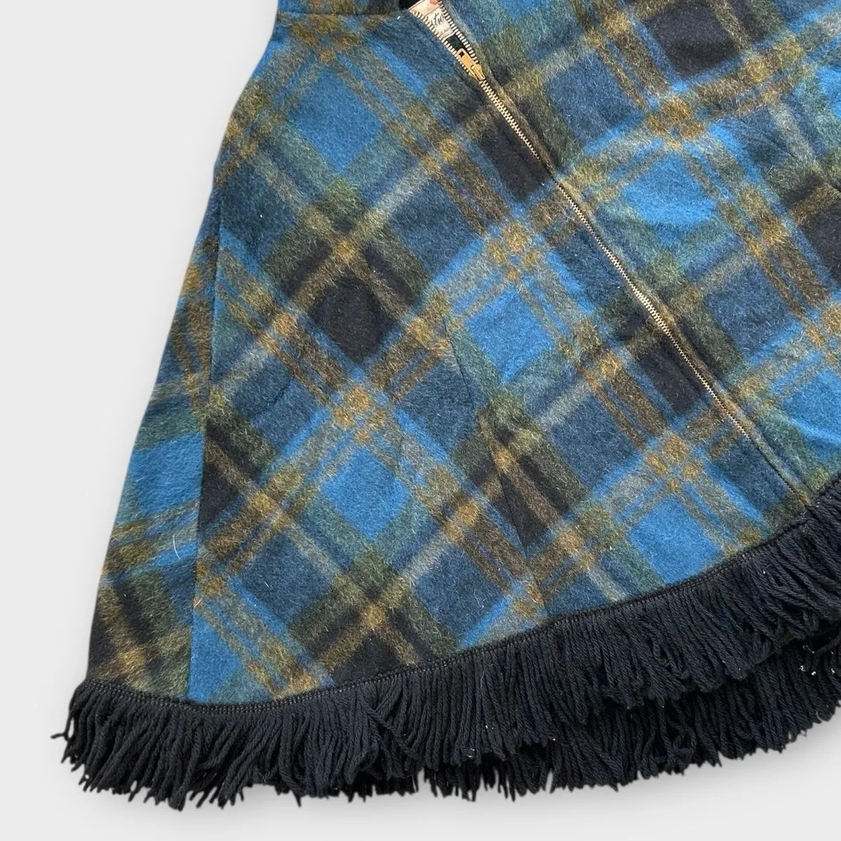 Vintage 70s Trego’s Westwear Plaid Wool Fringe Poncho Cape Blue | Size M Western Size M - Image 9