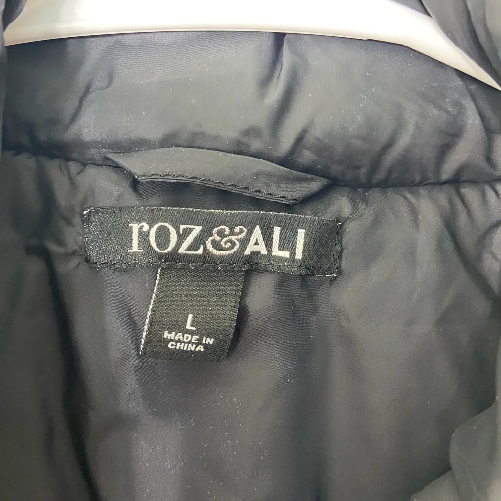 Roz & Ali women’s solid black embroidered puffer zip button‎ winter vest large - Image 3