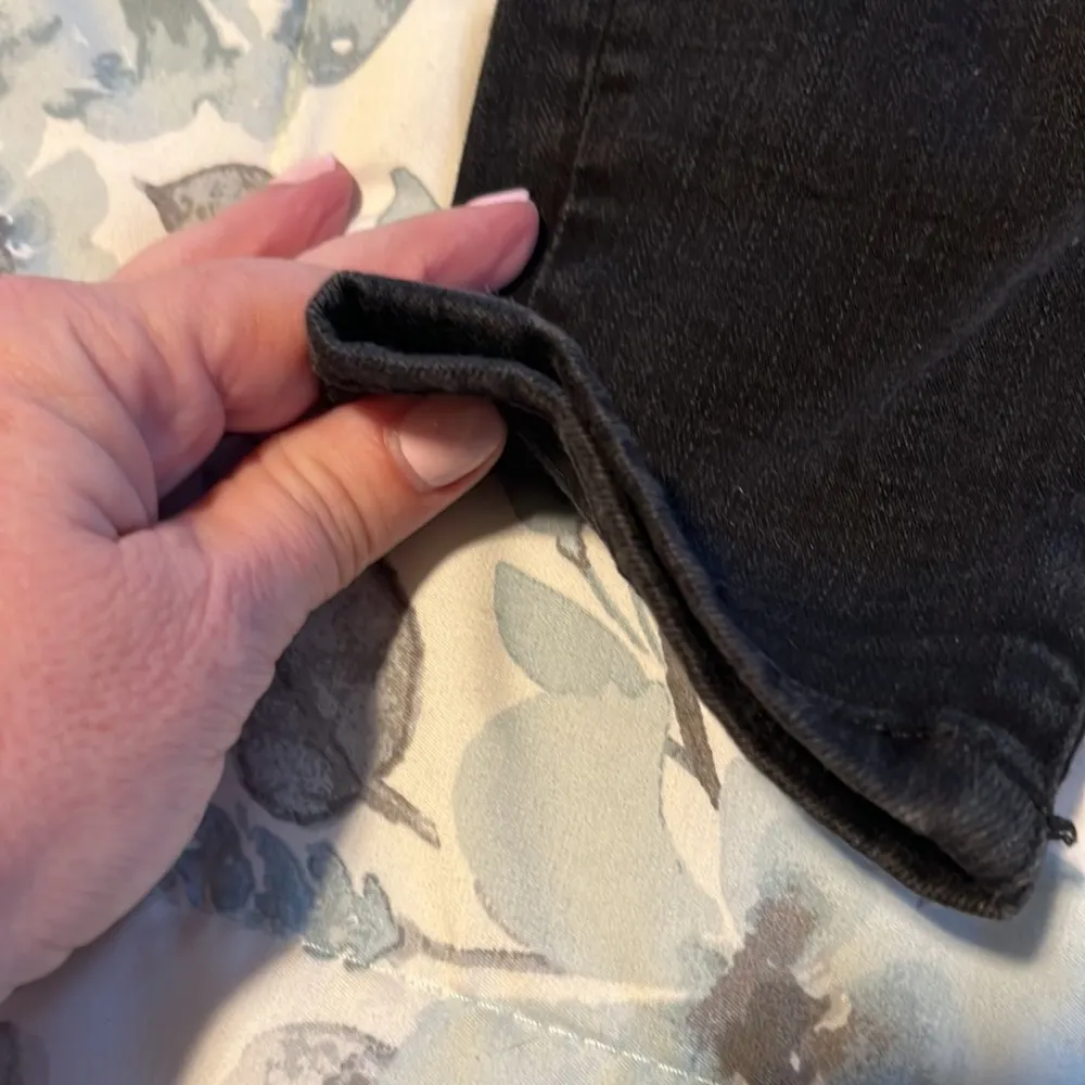 America Eagle Next Level Stretch Black Distressed Jeans Size 2 - Image 5