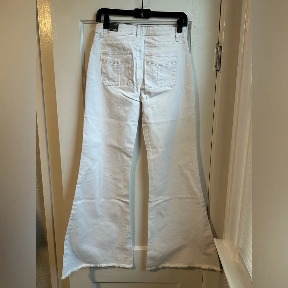 NWT White Nordstrom brand Flared Jeans - Image 3