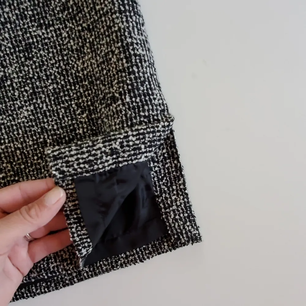 Emma James pencil skirt size 6 - Image 7