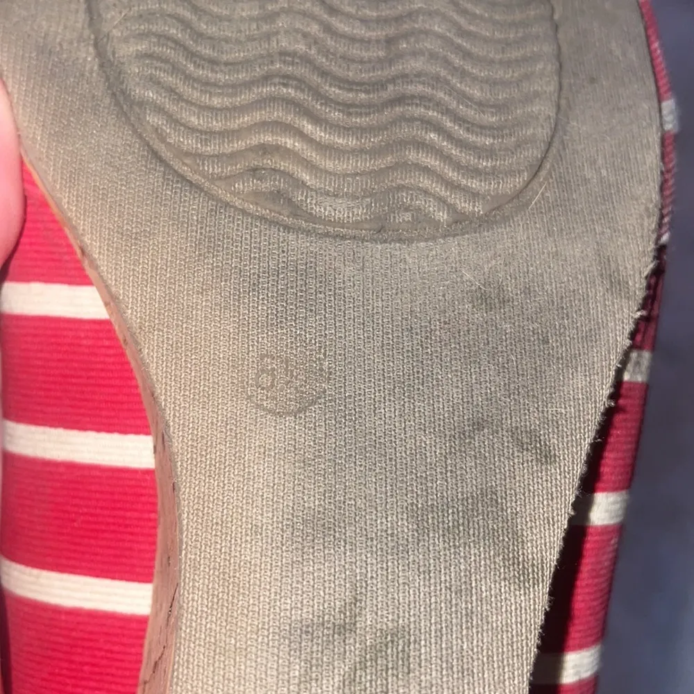 Naturalizer striped wedge heels red and white size 8.5 - Image 6