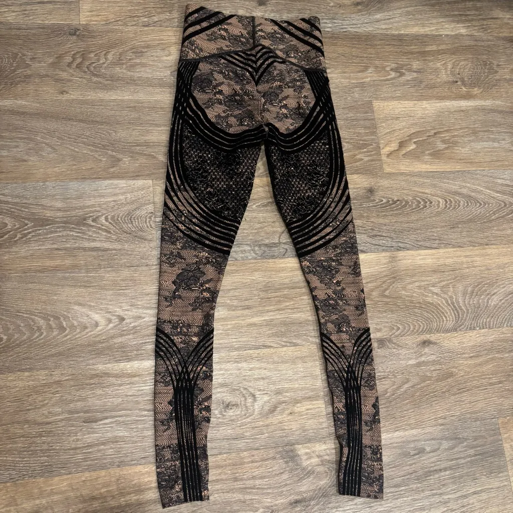 SAVAGE X FENTY by Rihanna Special FX High Waist Leggings – Terracotta Pink – Med - Image 3