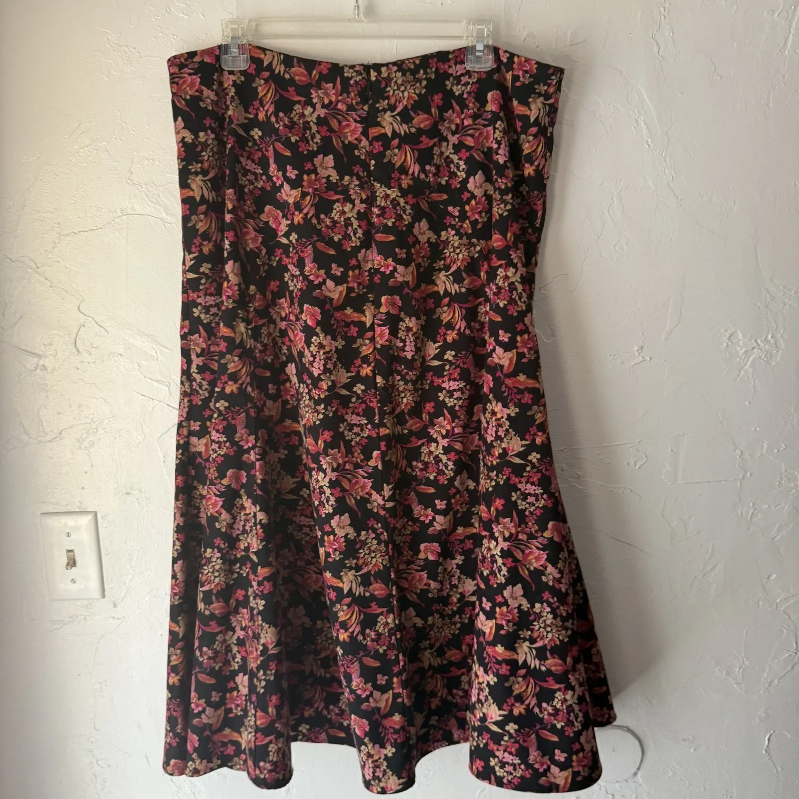 Christopher & Banks Skirt‎ Vintage 16 Black Pink Floral A Line Midi Whimsigoth - Image 6