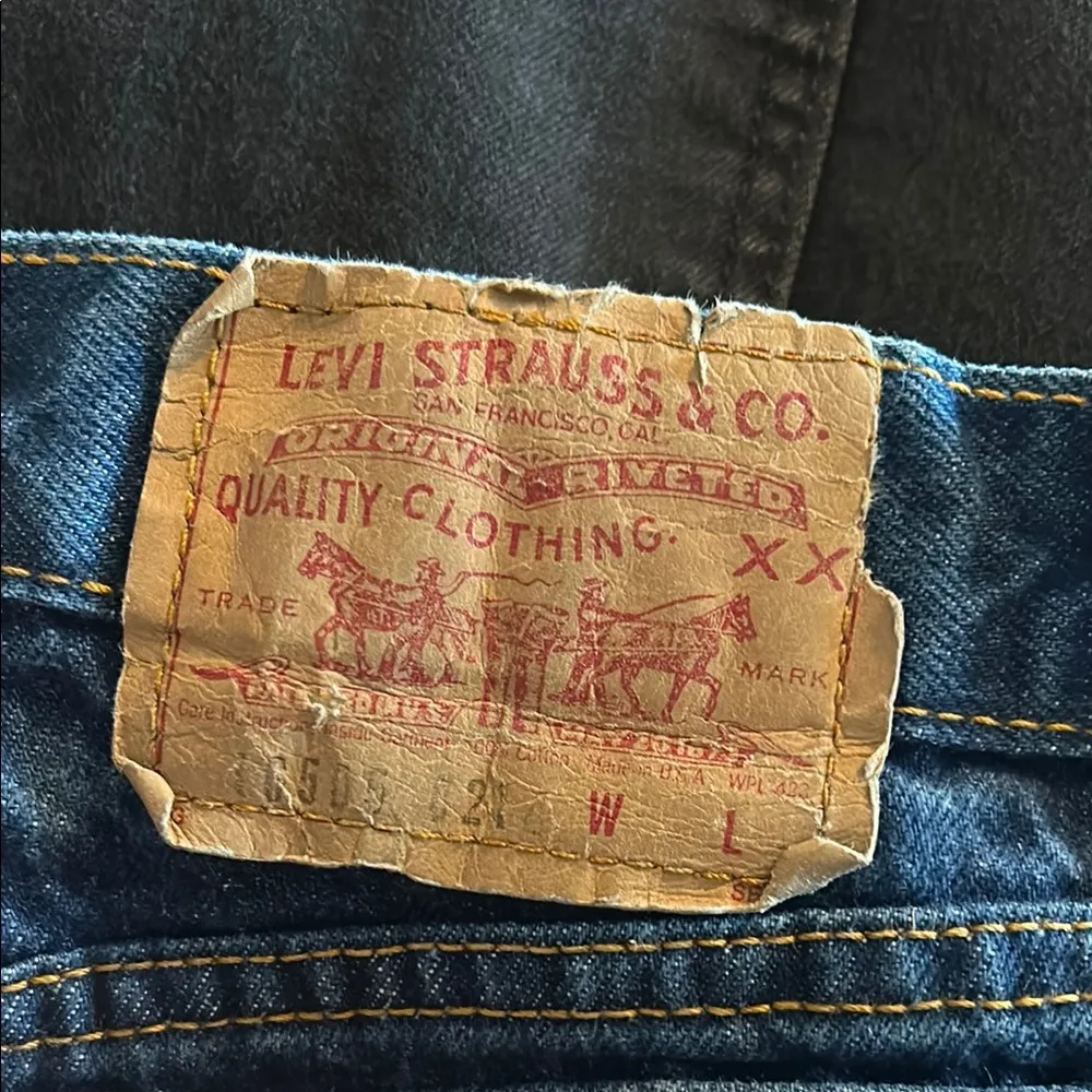 Vintage Levi’s 90s y2k 2000s straight leg Denim Jeans 25’ Rainbow Accents - Image 11