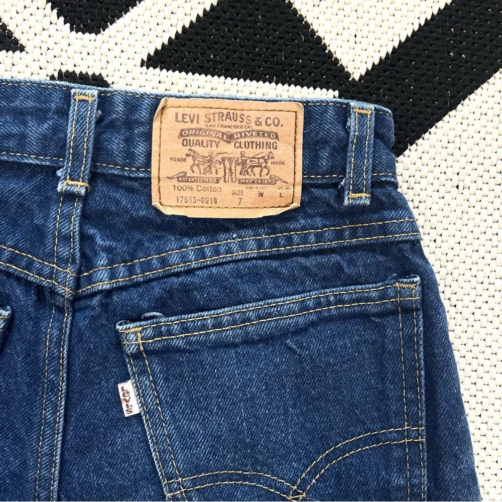 Levi’s Vintage 603 White Tab High Waisted Mom Jeans in Dark Blue Wash - Image 10
