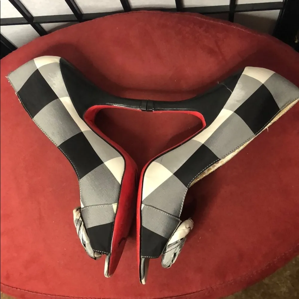 Poetic License Hills Gray Size 8 - Image 3