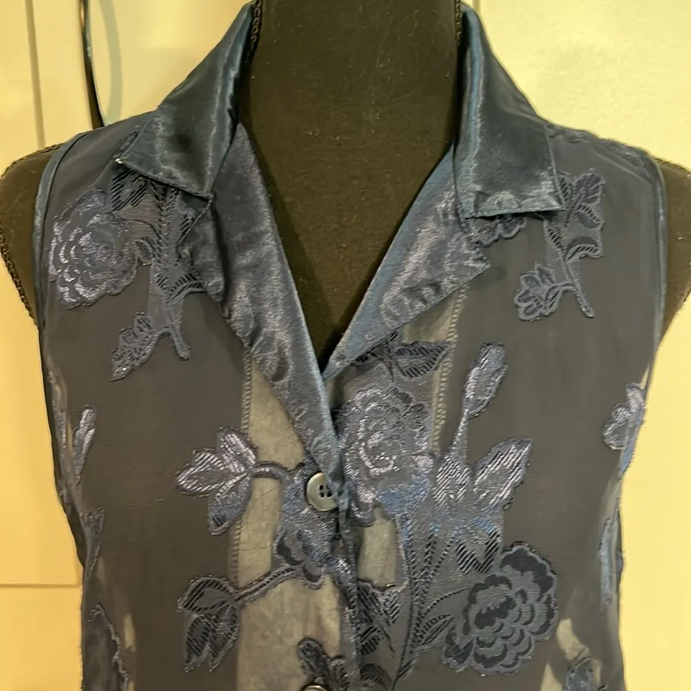 Oscar de la Renta sleeveless blouse shirt . Size S‎ - Image 2