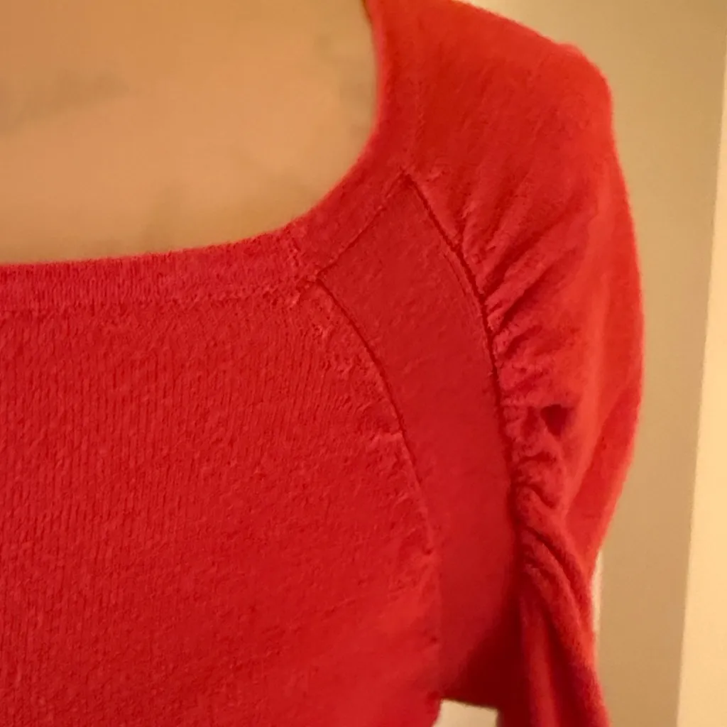 Moda International Ruched Long Red Women's Lightweight sweater size M Size M - Image 2