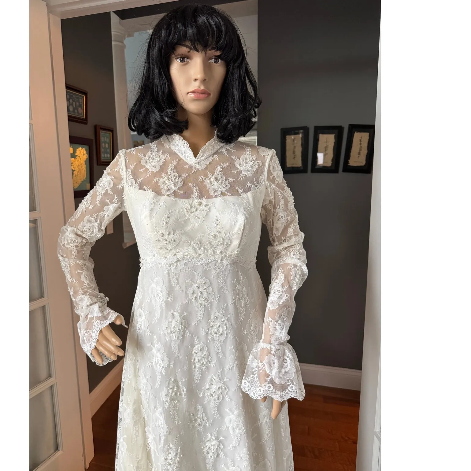 Vintage 60s Aida Bridal California Lace Wedding Gown w/ Chapel Train small White - Image 12